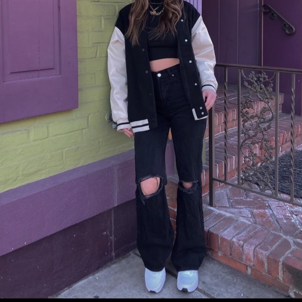Bershka Black Flare Wide Leg Jeans with Distressed Knee